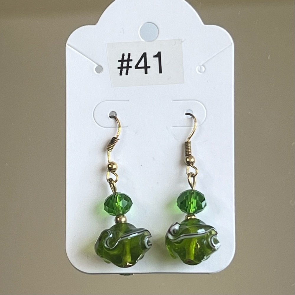 🌟 Green Glass Bead Dangle Earrings 💚✨